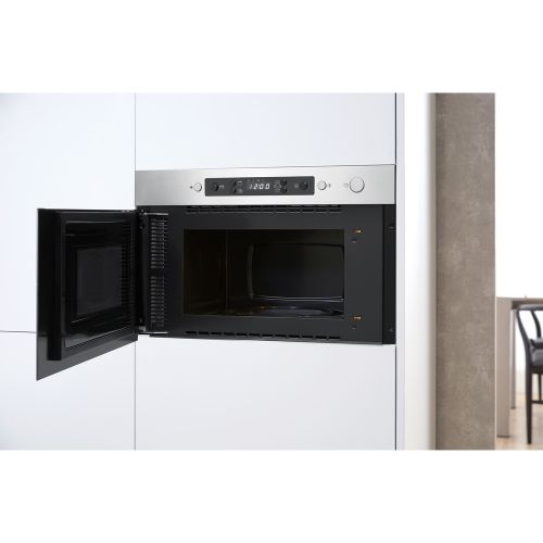 Whirlpool ugradbena mikrovalna pećnica W7 MN840 slika 4