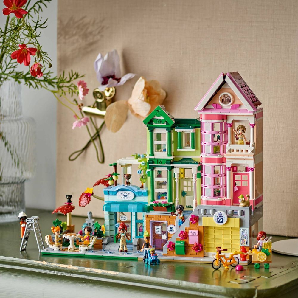 LEGO 42670 Stanovi i trgovine u Heartlakeu slika 12