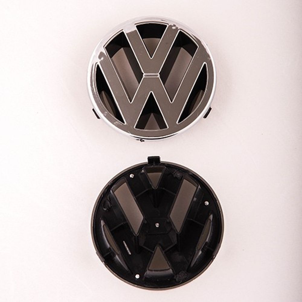 Plastična oznaka za VW Golf 4 / Passat 97-00 - Prednja slika 1