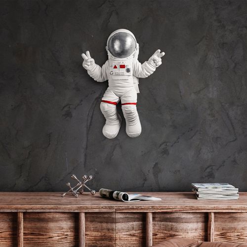Peace Sign Astronaut - 2 White
Grey Decorative Wall Accessory slika 4