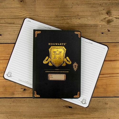 Harry Potter A5 Casebound Notebook - Hogwarts Shield slika 2