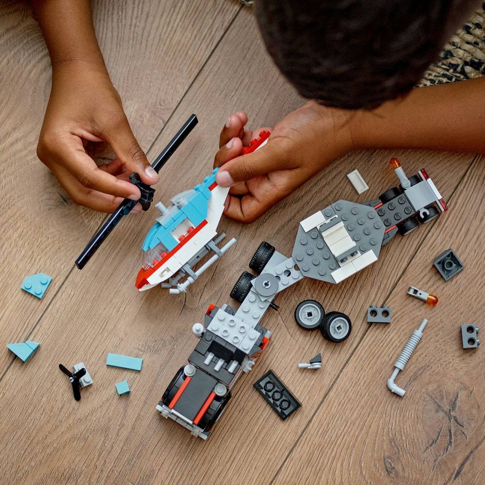 LEGO 31146 Kamion i helikopter 3U1 slika 6