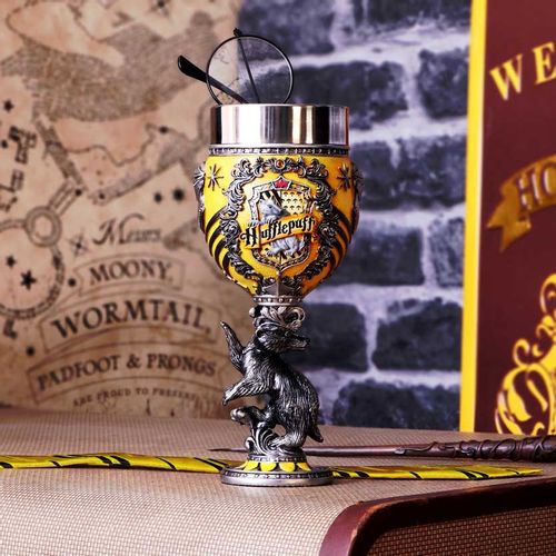 Nemesis Now Harry Potter Hufflepuff Kolekcionarska Čaša 19.5 cm slika 4