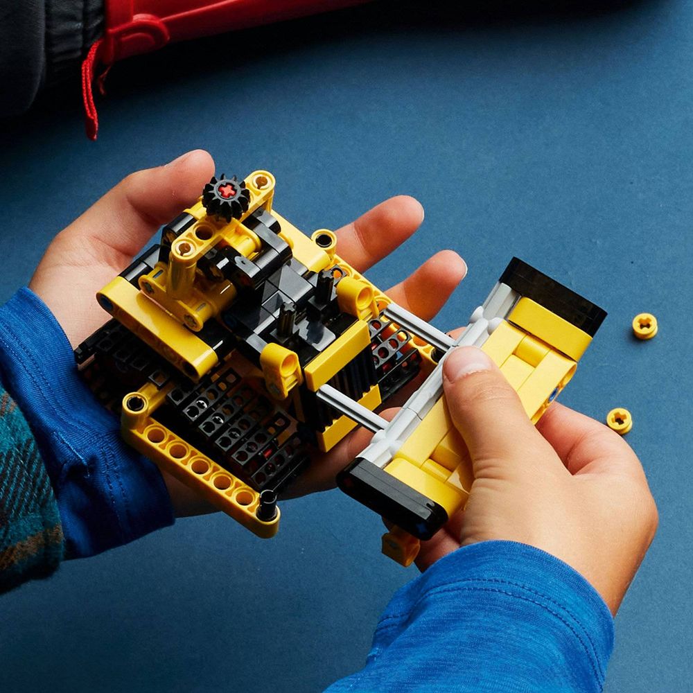 LEGO 42163 Teški buldožer slika 6