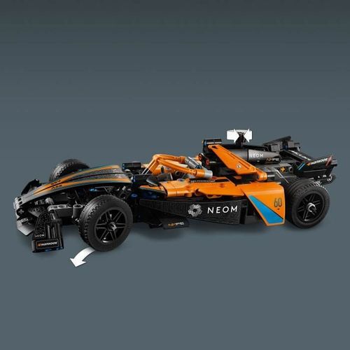 Igra Gradnje Lego Technic 42169 NEOM McLaren Formula E Race Car Pisana slika 4