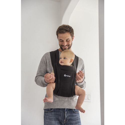 Ergobaby Embrace nosiljka Pure Black slika 24