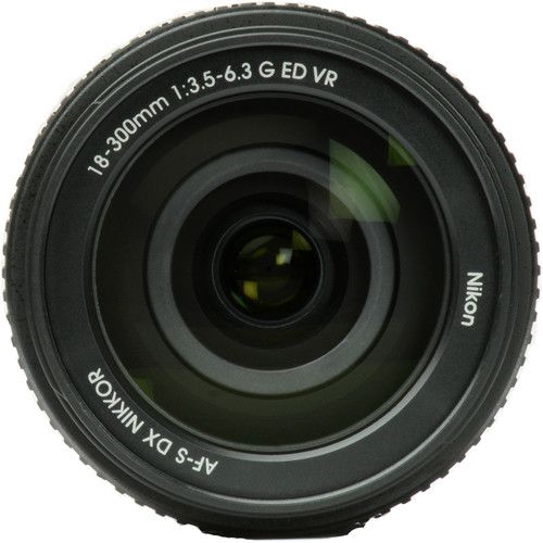 Nikon AF-S DX NIKKOR 18-300mm f/3.5-6.3G ED VR slika 3