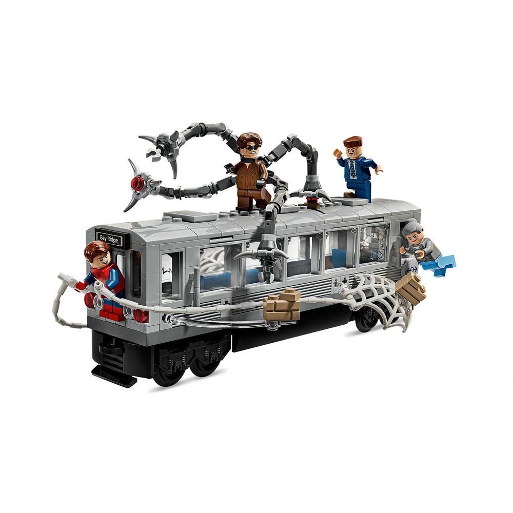LEGO 76321 Spider-Man vs. Doc Ock Subway Train Scene slika 3