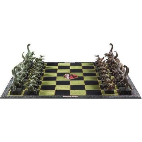 NOBLE COLLECTION - UNIVERSAL - JURASSIC PARK CHESS SET slika 2