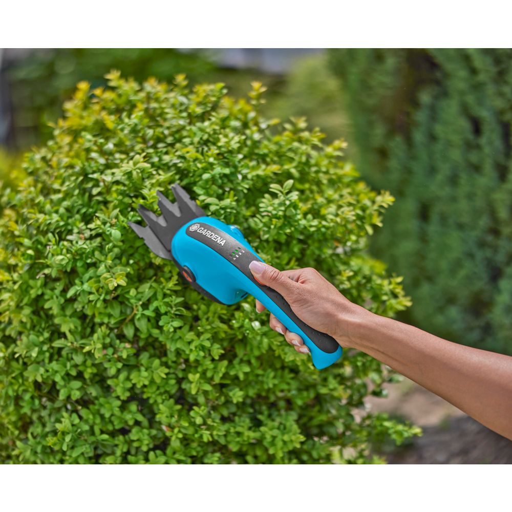 GARDENA set Accu škare za rezanje trave i zive ograde slika 3