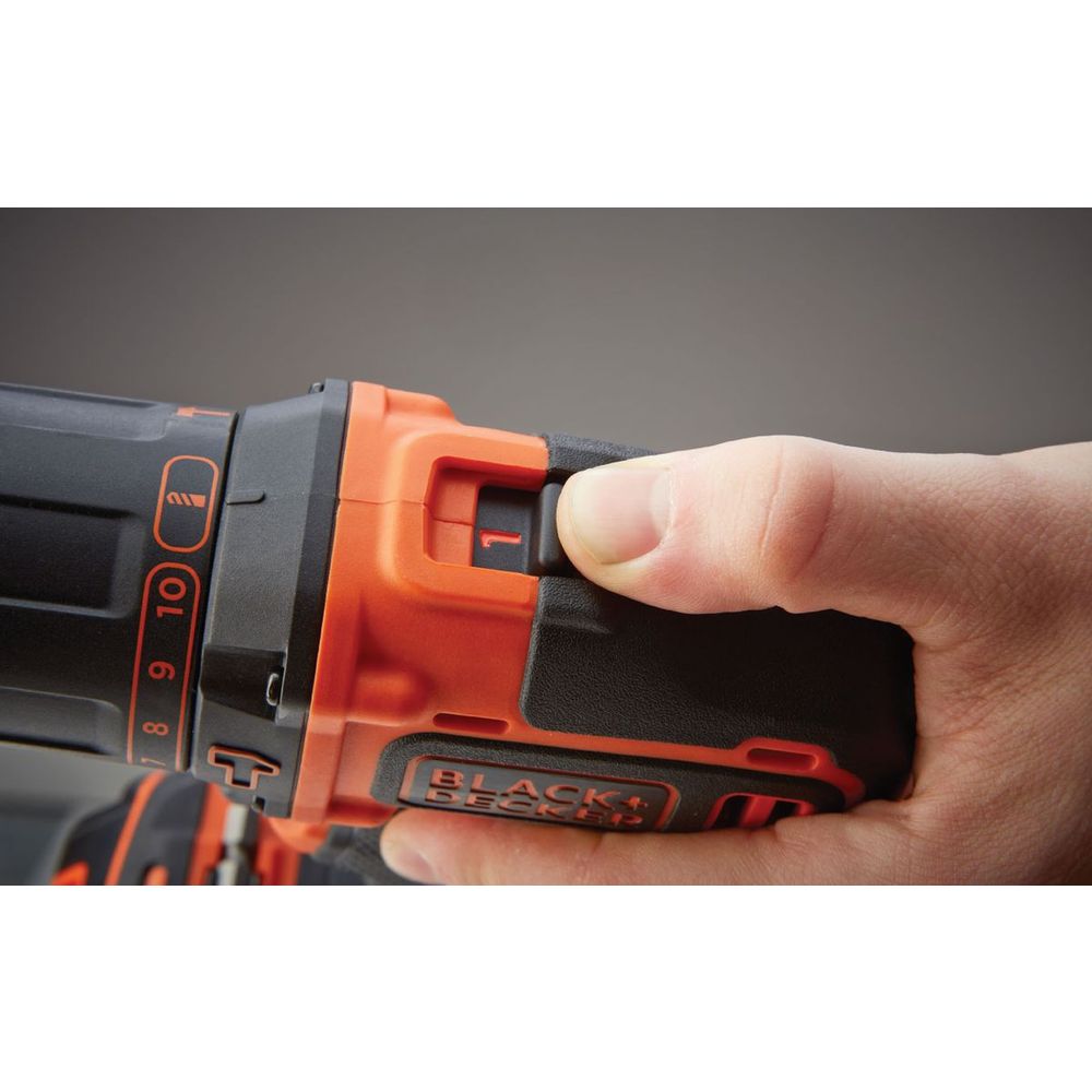 AKU UDARNA BUŠILICA 18V 400mA KOFER+BATERIJE Black &amp; Decker BDCHD18KB slika 2
