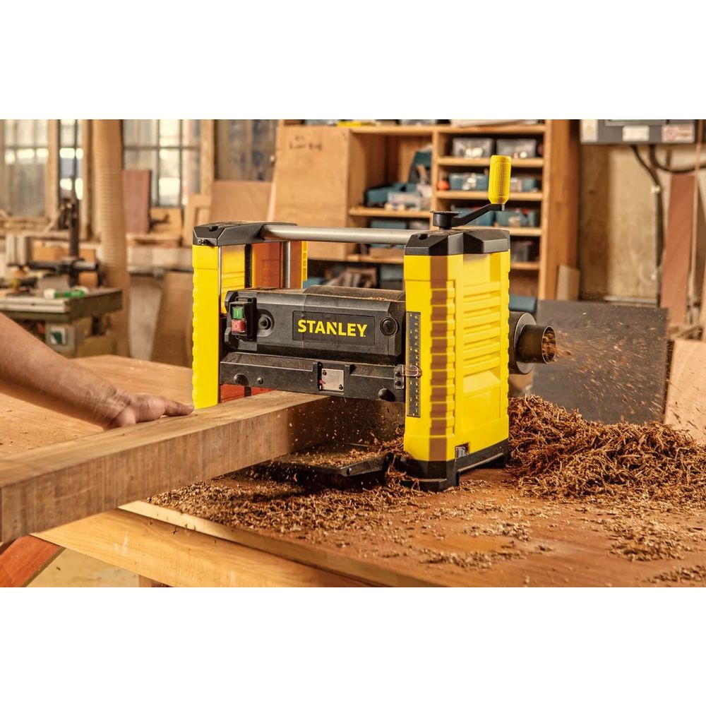 STROJ ZA BLANJANJE 1800W Stanley STP18 slika 3