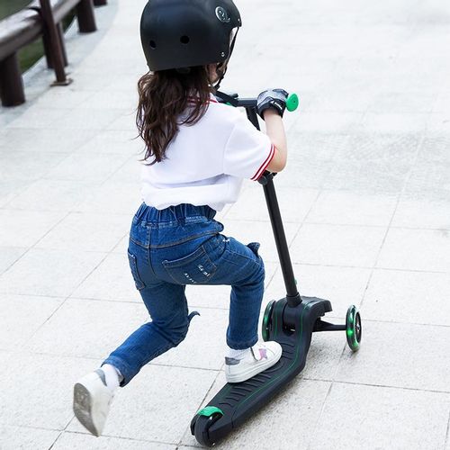 Coccolle Qplay Future Scooter Zeleni slika 5