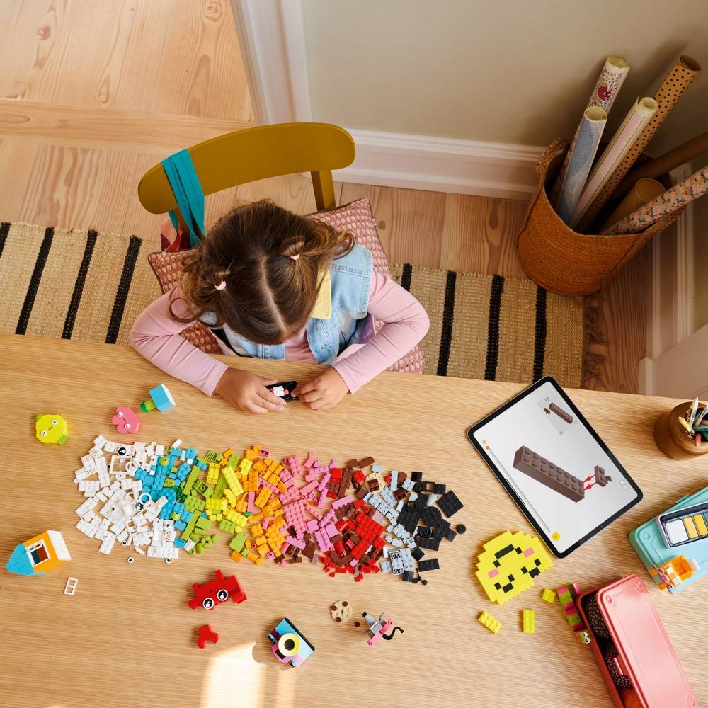LEGO 11042 Kreativna kutija sreće slika 10
