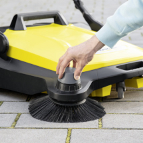 KARCHER Stroj za metenje S 6 Twin slika 3