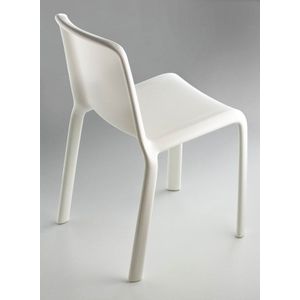 Dizajnerska stolica — by FIORAVANTI • 1 kom.