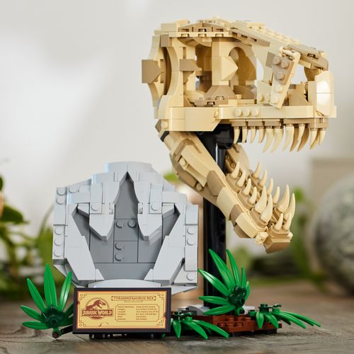 LEGO® JURASSIC WORLD™ 76964 Fosili dinosaura: T. rexova lubanja slika 2