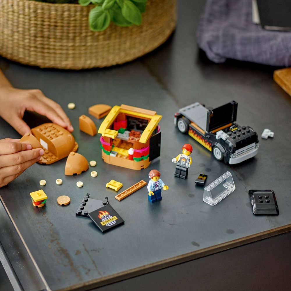 LEGO 60404 Burger kamion slika 6