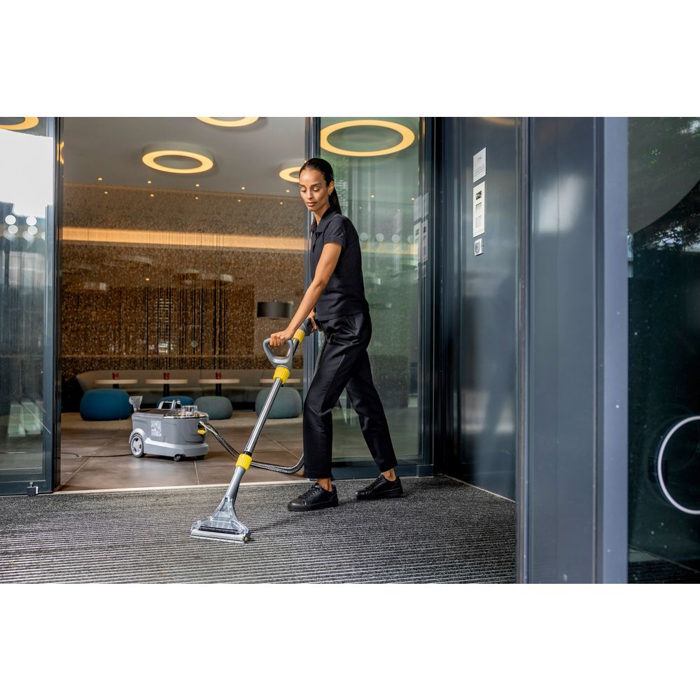 Karcher čistač tepiha i tapeciranih površina Puzzi 10/1  (1.100-130.0) slika 5