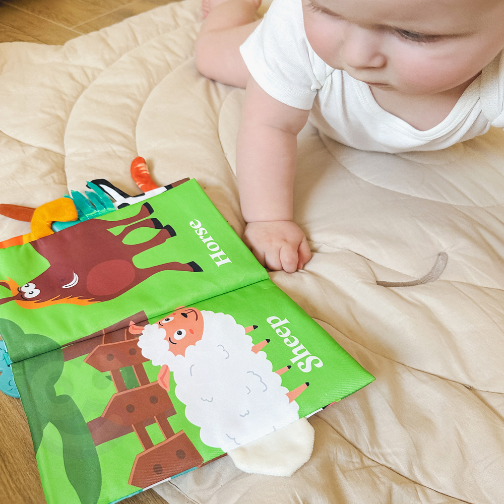 Woopie baby knjiga s tkaninom životinjskih repova slika 3