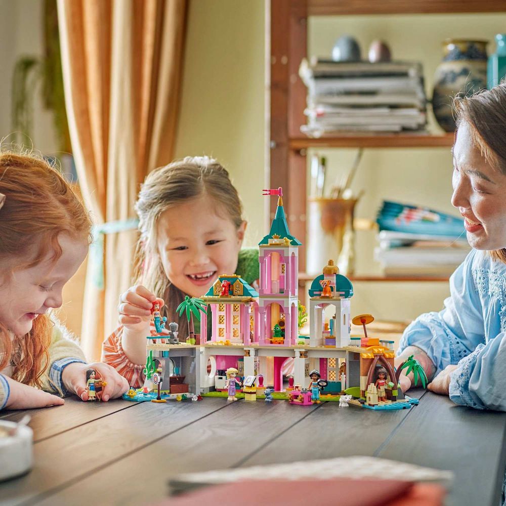 LEGO 43267 Princess Castle & Royal Pets slika 8