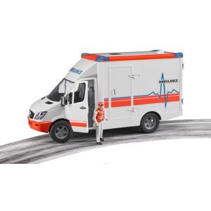 Bruder ambulantno vozilo sa vozačem 