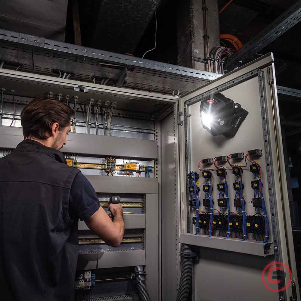 Metabo Svjetiljka Za Gradilište BSA 12 - 18 LED 2000 (bez baterija i punjača) - 601504850 slika 3