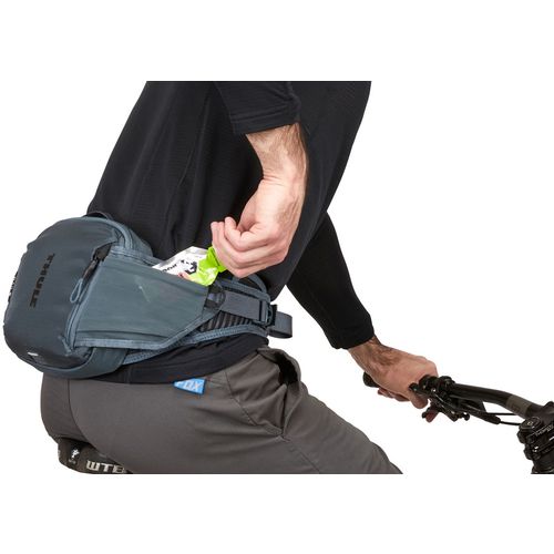 Thule Rail Hip Pack 2L biciklistička torbica oko struka s držačima za boce slika 5