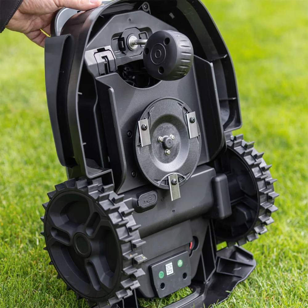 Scheppach robotska kosačica kosilica za travu RRMA300 58130019944  slika 3