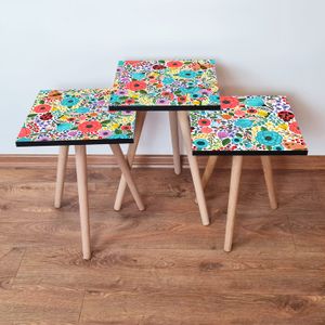 Set od 3 Nesting Stolova - Višebojni
