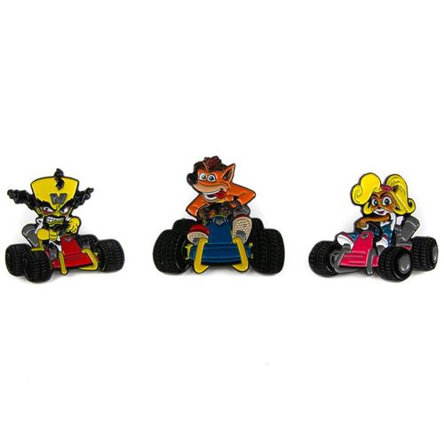 MERCHANDISE CRASH TEAM RACING TOOLBOX PIN BADGE SET slika 5