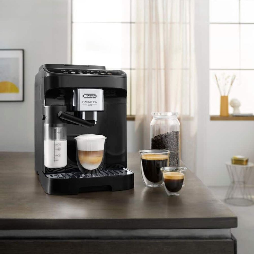 DeLonghi aparat za kafu Magnifica Evo slika 3