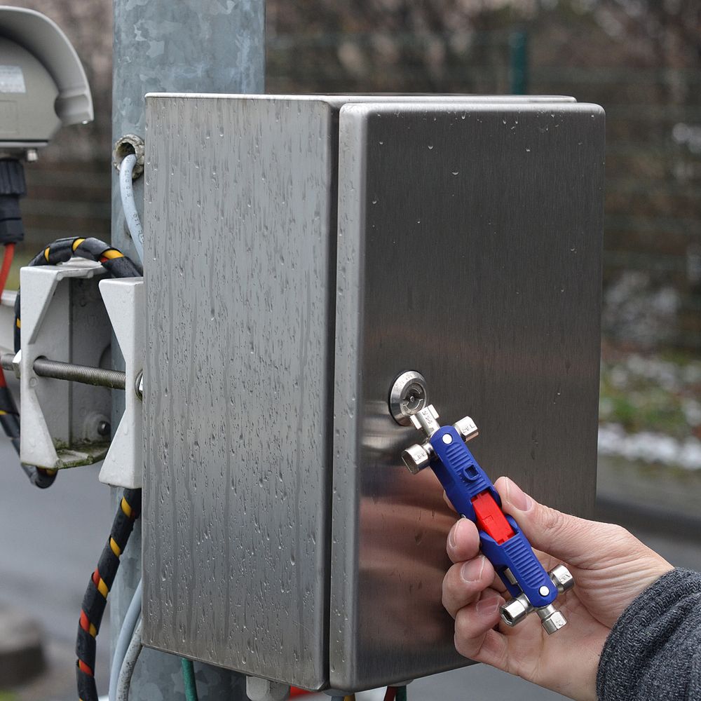Knipex Ključ Kombinovani Za Ormare Univerzalni "Jointkey Quadro" – 00 11 06 V04 slika 3