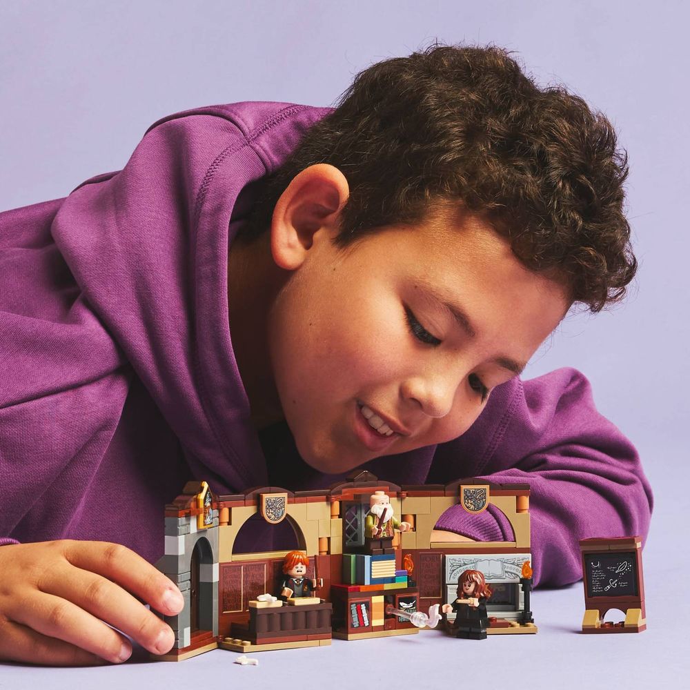 LEGO 76442 Dvorac Hogwarts™: Čas čarolija slika 10