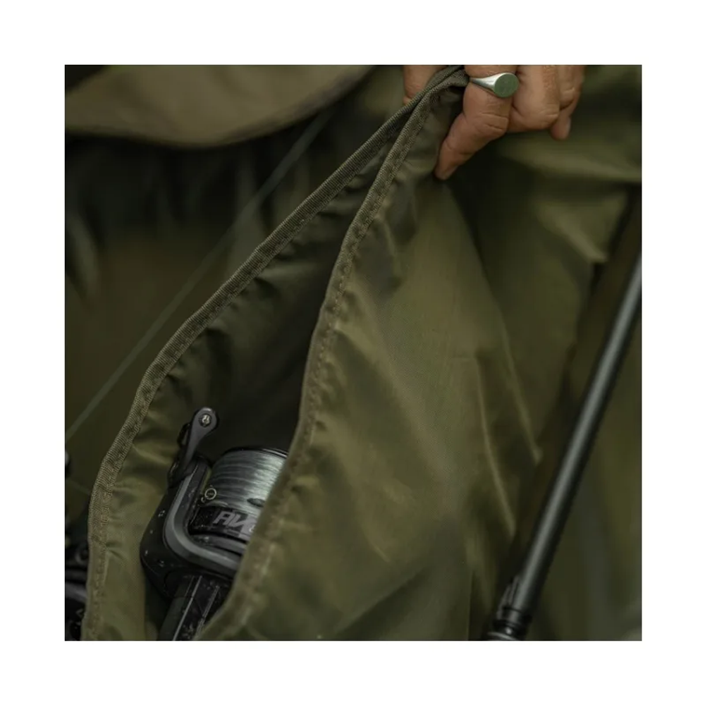 A0430081 AVID CARP RVS 3 Rod Sleeve 13ft slika 4