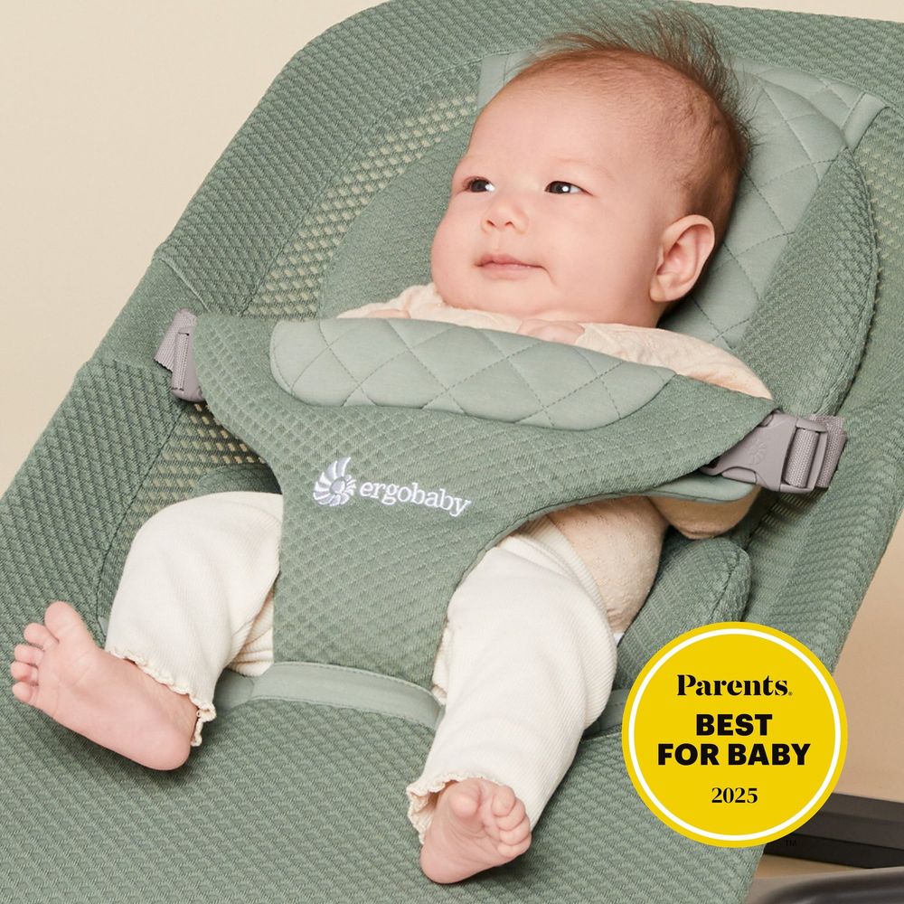 Ergobaby ležaljka Evolve 3u1 Mesh - Sage Green + POKLON luk s igračkama  slika 9