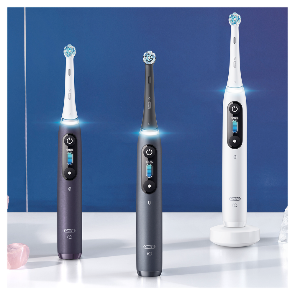 Oral-B Električna četkica za zube iO Series 8 Black Onyx slika 3