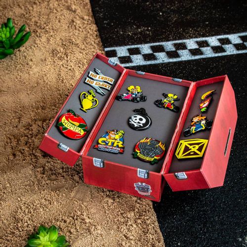 Set Bedževa Crash Team Racing Toolbox slika 9