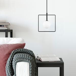 Geometri - 11100 Black
White Chandelier