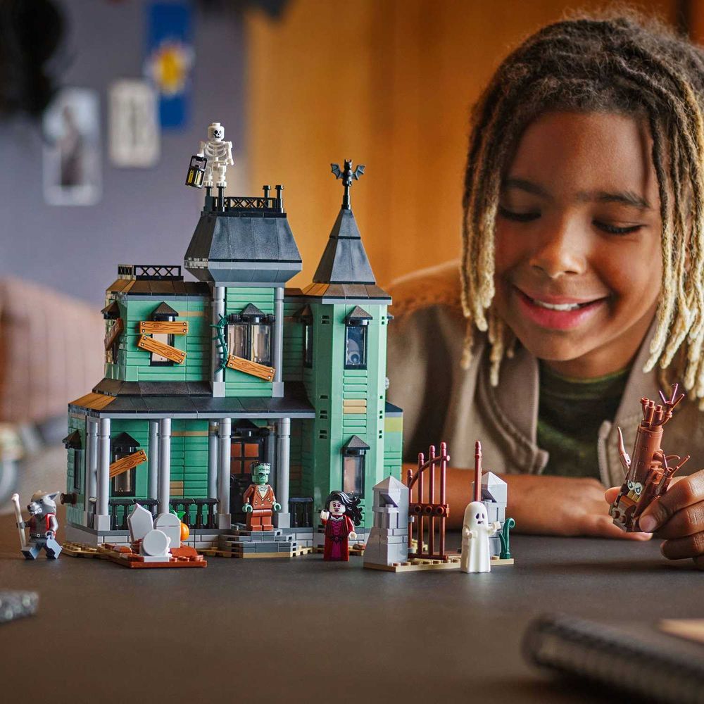 LEGO 31167 Haunted Mansion slika 8