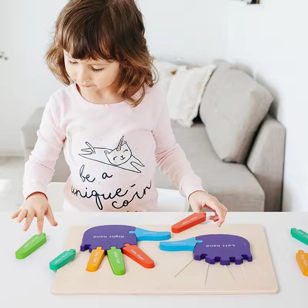 Montessori Edukativna igra otisci ruke i stopala  slika 5