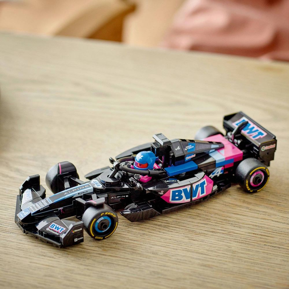 LEGO 77248 BWT Alpine F1® Team A524 Trkaći auto slika 9