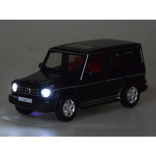 Metalni autić Mercedes-Benz G350d (1:32) slika 5