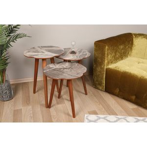 Qubec Grey
White
Walnut Nesting Table (3 Pieces)