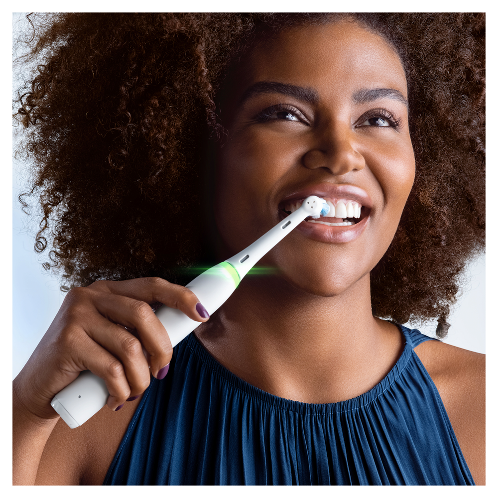 Oral-B Električna četkica za zube iO Series 5 White slika 10