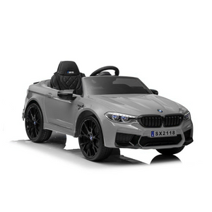 Automobil na akumulator BMW M5 - sivi