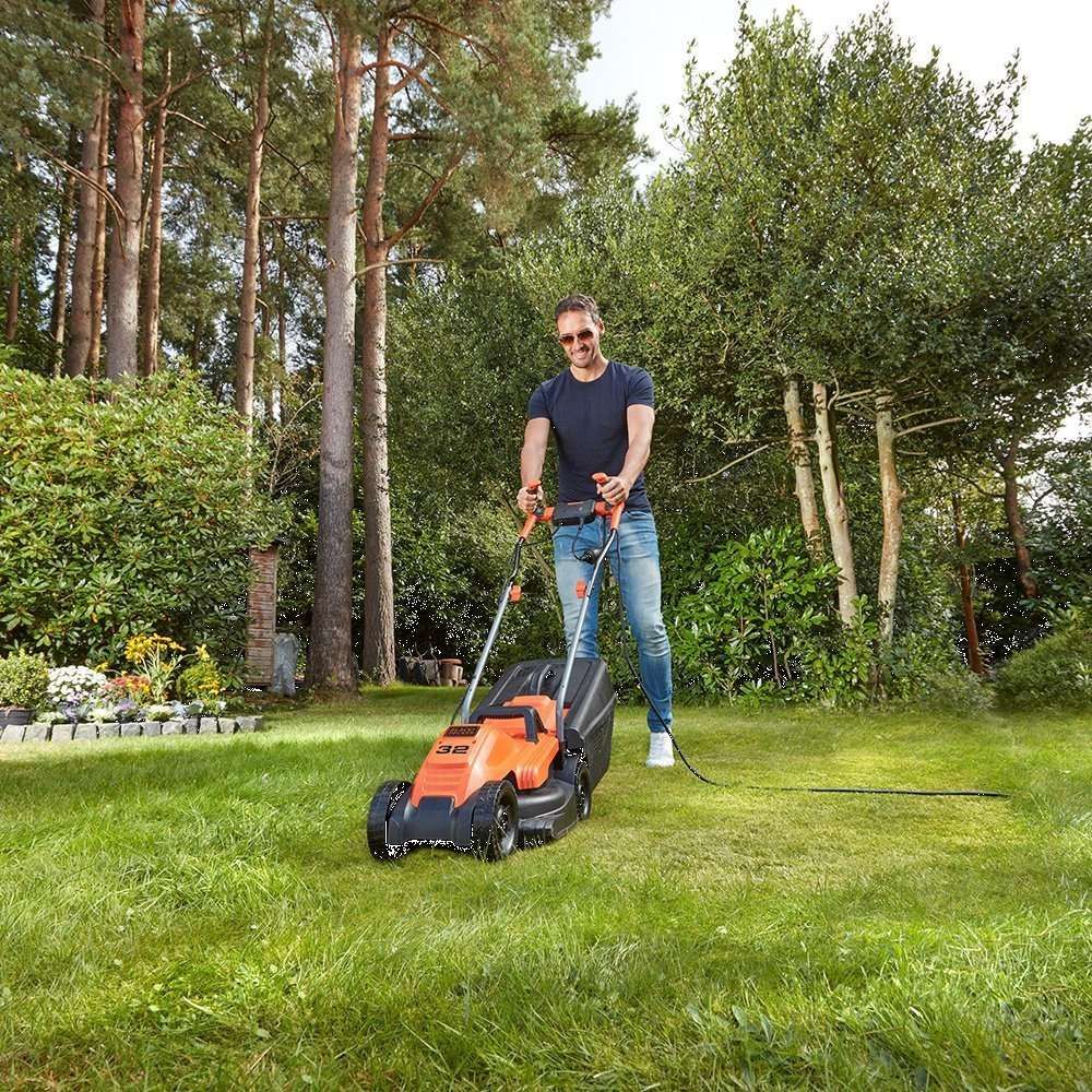 KOSILICA ROTACIJSKA SA RUČKAMA 1200 W 32 cm Black &amp; Decker BEMW451BH slika 5