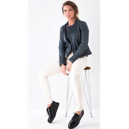 Ženske hlače Garcia Celia Coated jeans slika 2