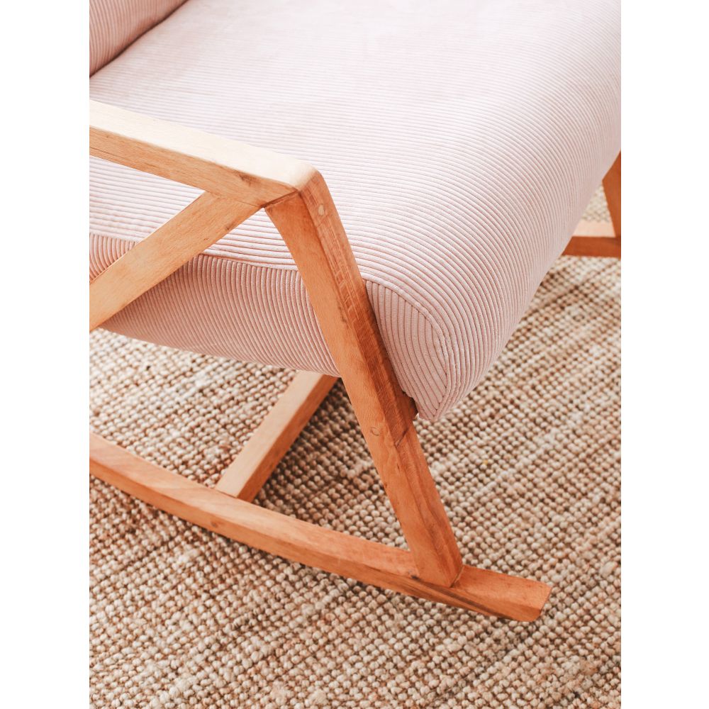 Nini Sallanan - Pink Pink Wing Chair slika 4