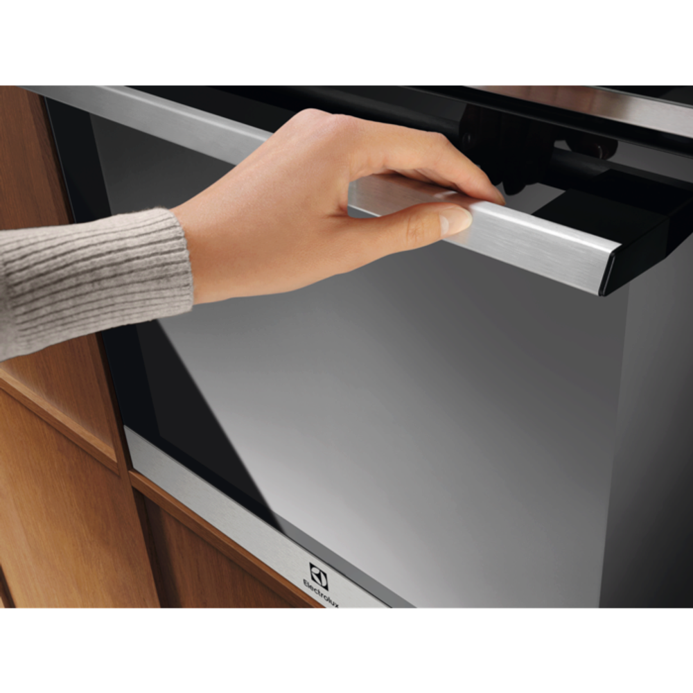ELECTROLUX Ugradbena pećnica EOE8P38X, 72 l slika 2